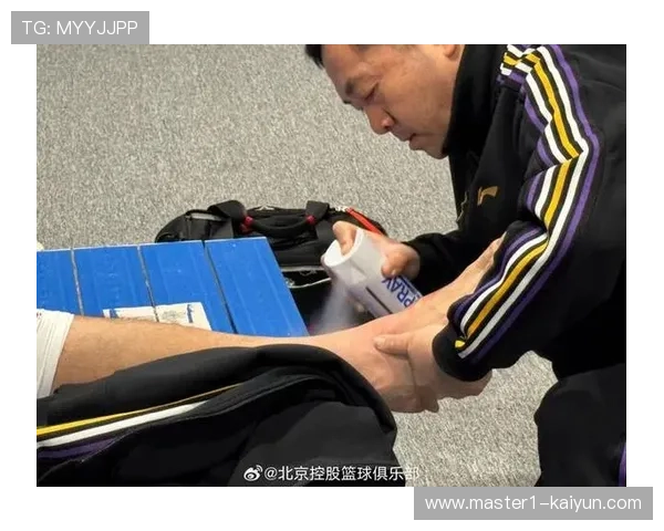 福建不敌北京遭遇两连败 新科状元杨曦皓防守端贡献4盖帽