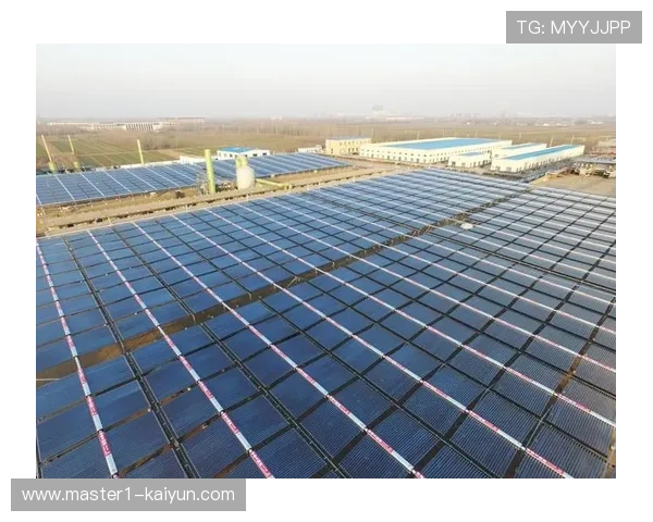 太阳能辅助加热系统在恒温泳池中普及 解决了高耗能场馆的降碳痛点